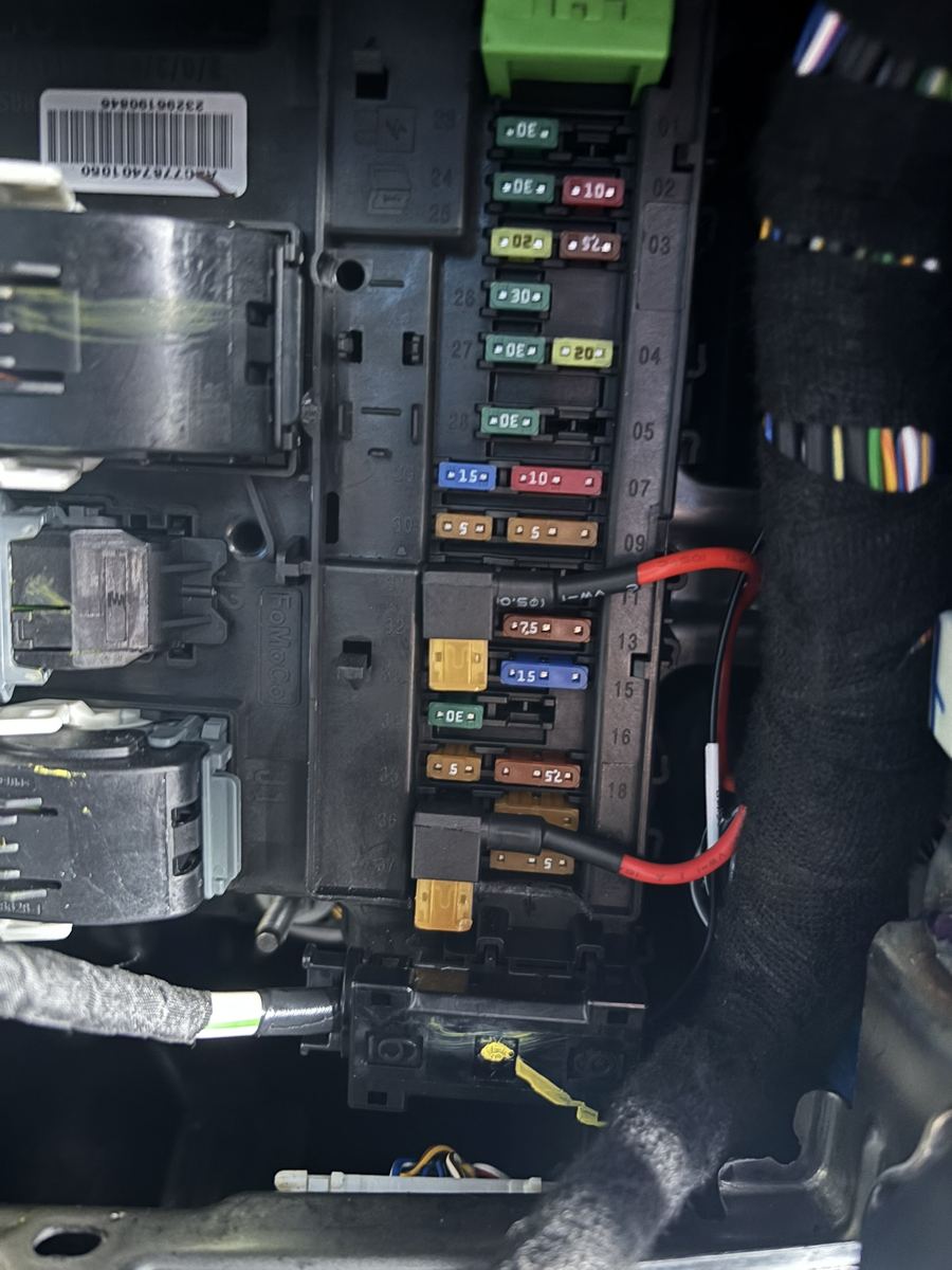 Dashcam fitted in a bakkie cab