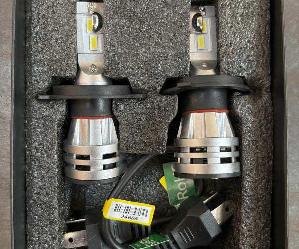 M2P - LED Bulb H4
